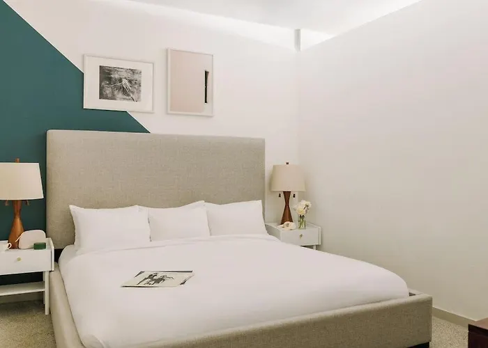 Apartment Boulevard Modern Roosevelt Row 1br Pool Gym 1 Phoenix