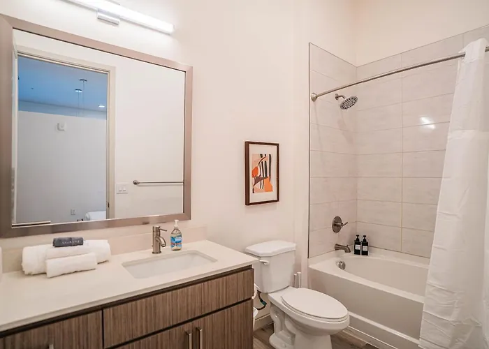 Boulevard Modern Roosevelt Row 1br Pool Gym 1 Phoenix